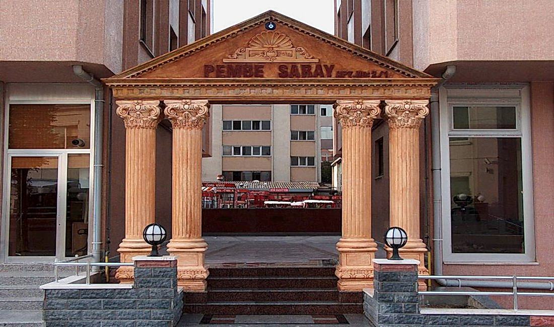 giriş kapısı kemerleri